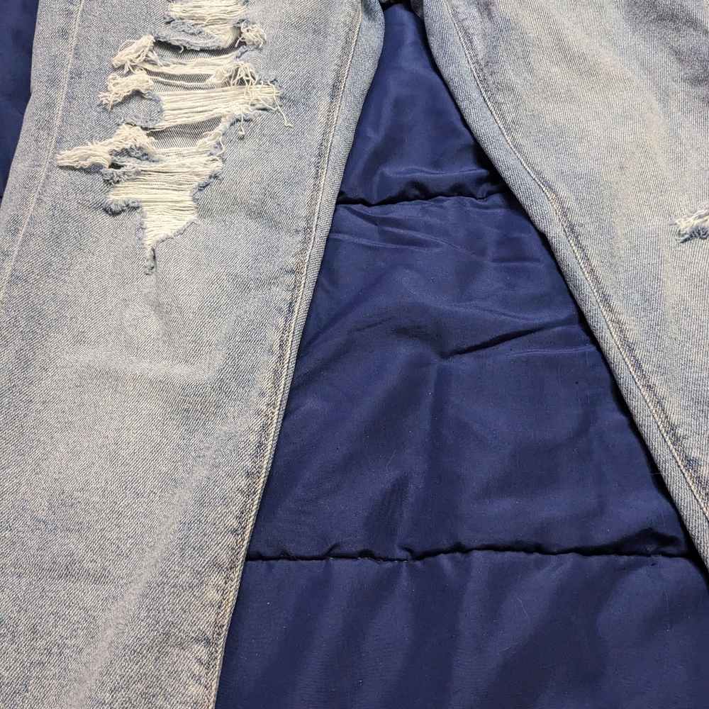 American eagle mom jeans destroyed with back of thigh slit - Picture 16 of 16